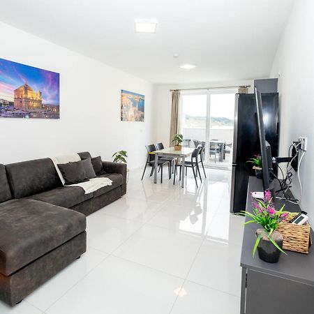 New And Modern Home In Bugibba, Great Location San Pawl il-Baħar Eksteriør billede