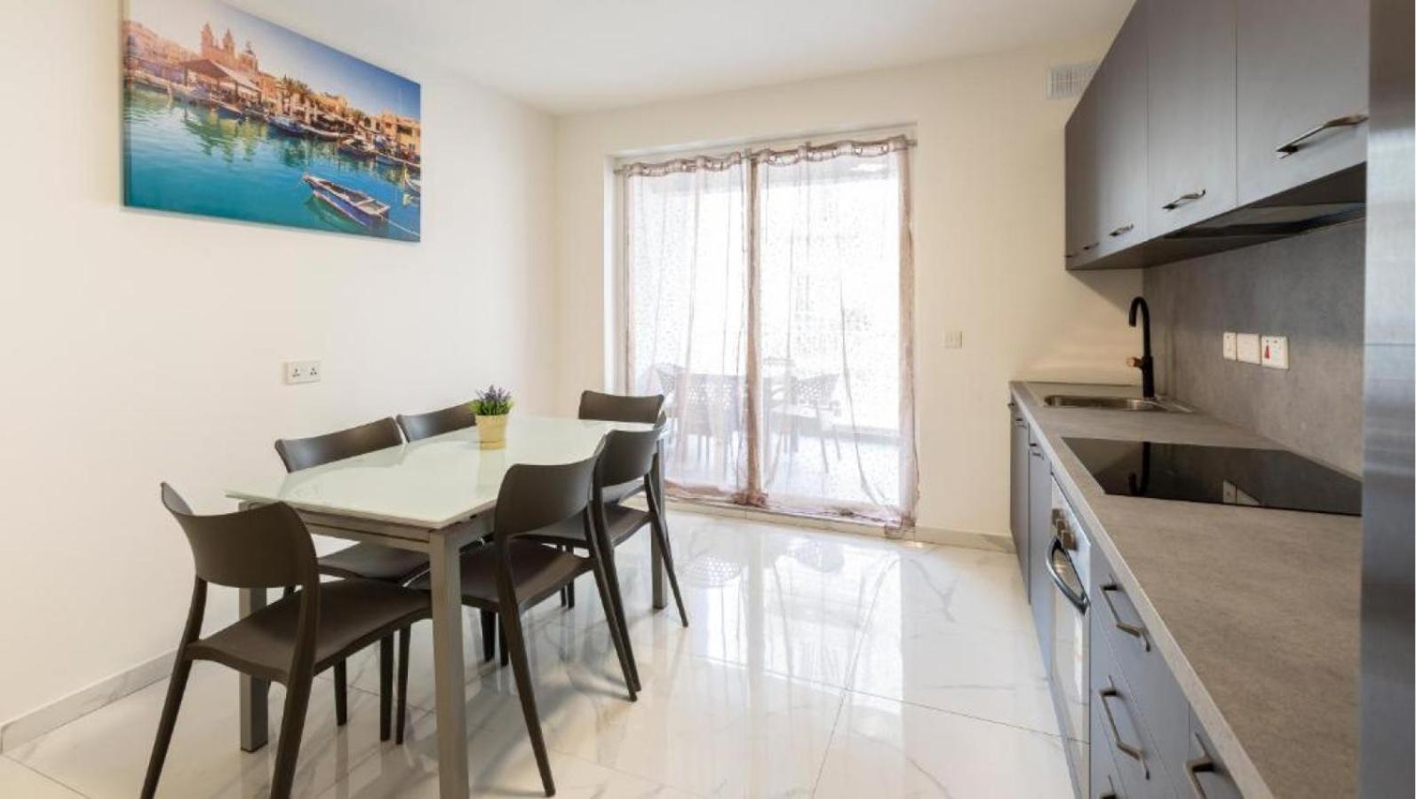 New And Modern Home In Bugibba, Great Location San Pawl il-Baħar Eksteriør billede