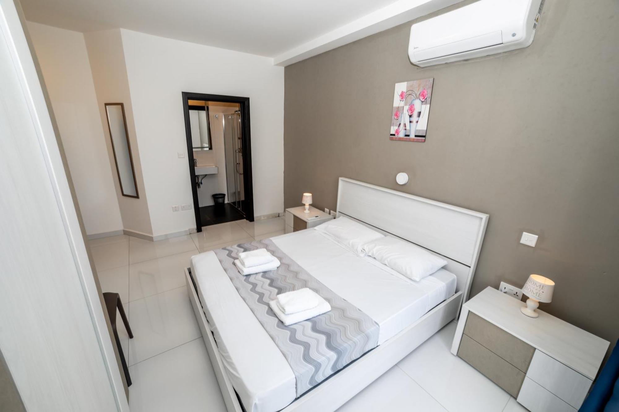 New And Modern Home In Bugibba, Great Location San Pawl il-Baħar Eksteriør billede